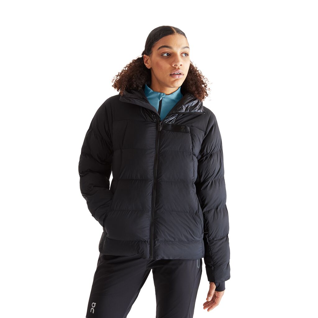 On Challenger Jacket W Women (Black)｜THE CLUBHOUSE｜福岡のテニス